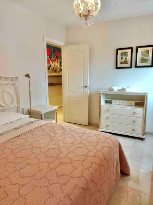 Апартаменты Apartamento As Tres Pitas Вильянуэва-де-Ароса Экстерьер фото